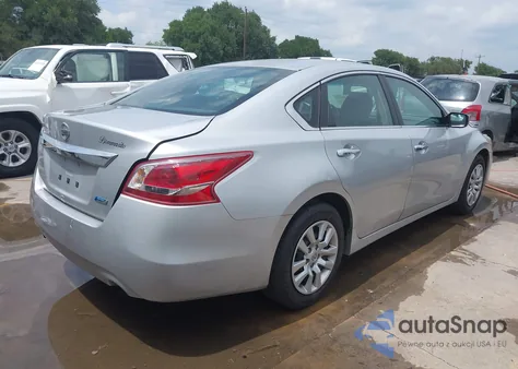 2013 Nissan Altima 2.5 z USA, uszkodzony, nr VIN 1N4AL3AP6DC131405